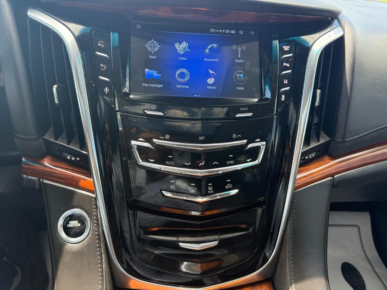 Cadillac Escalade Luxury 4WD 2015