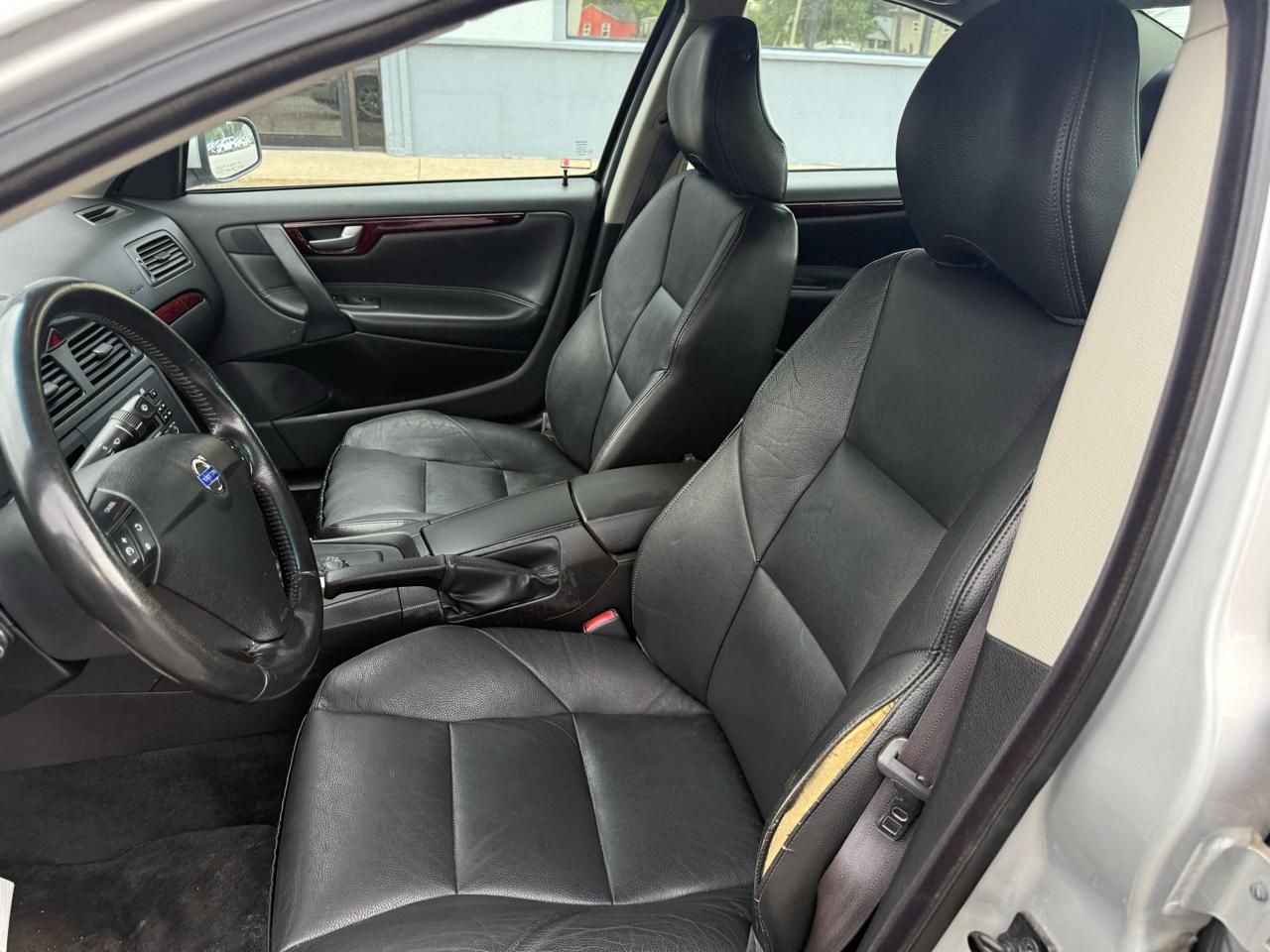 Volvo S60 2.5T 2004