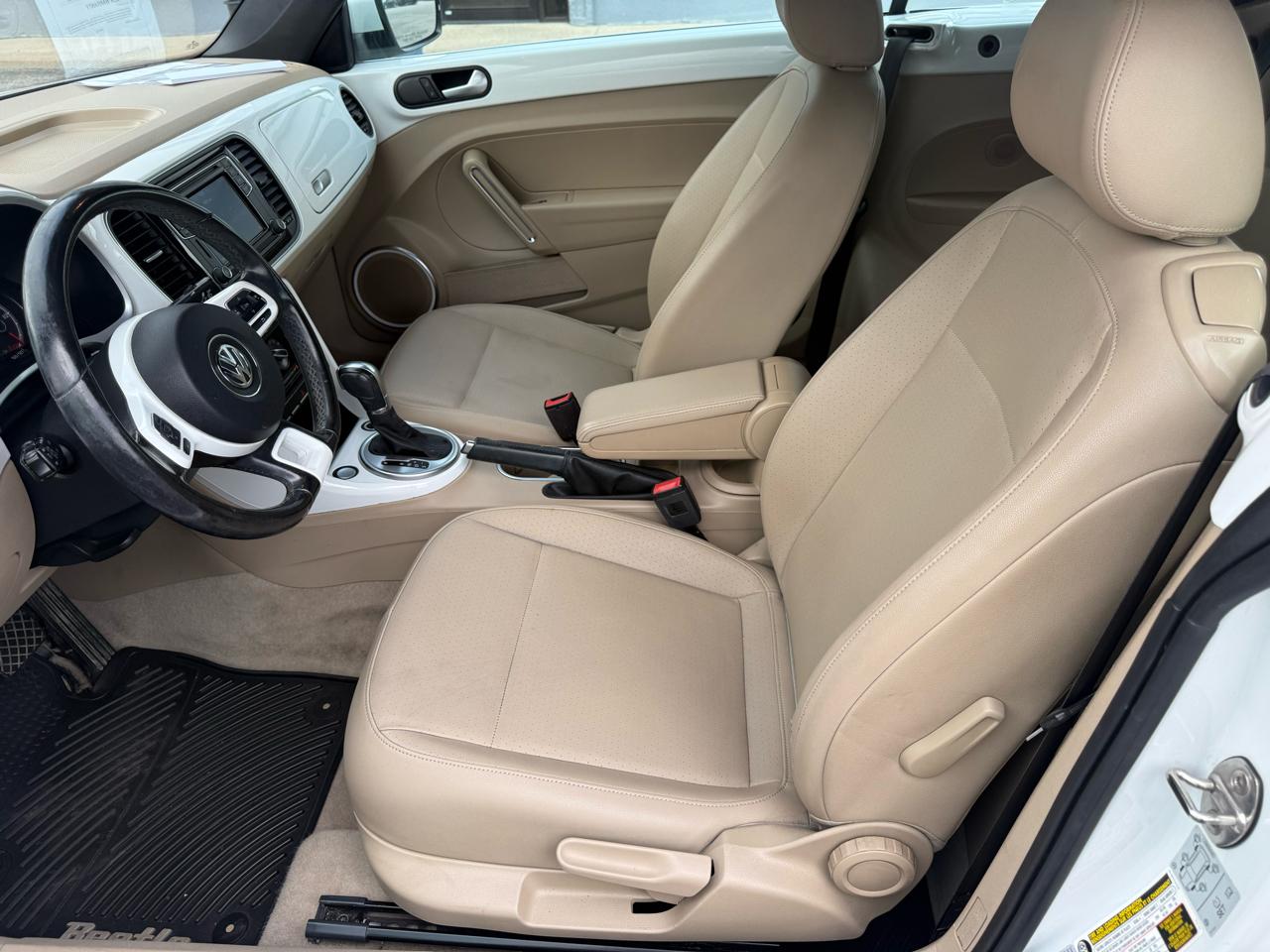 Volkswagen Beetle 1.8T S Convertible 2017