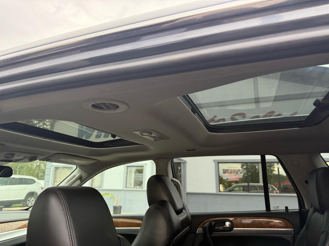 Buick Enclave Leather FWD 2012