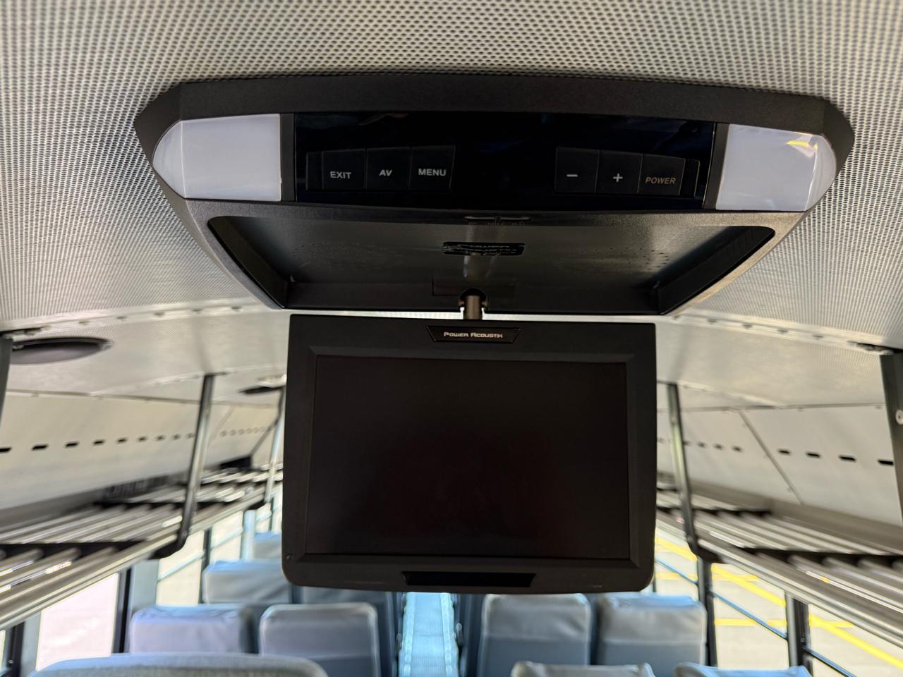 Thomas Saf-T-Liner HDX  2012