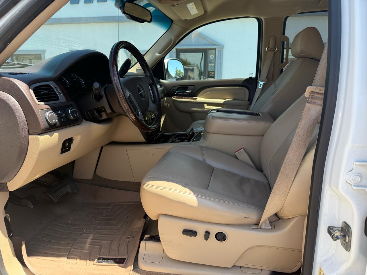 GMC Sierra 2500HD Denali Crew Cab 4WD 2014