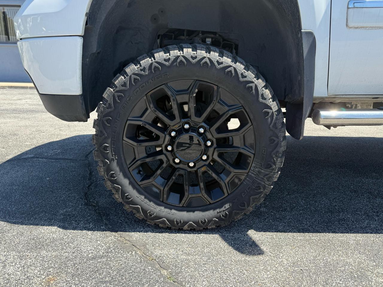 GMC Sierra 2500HD Denali Crew Cab 4WD 2014