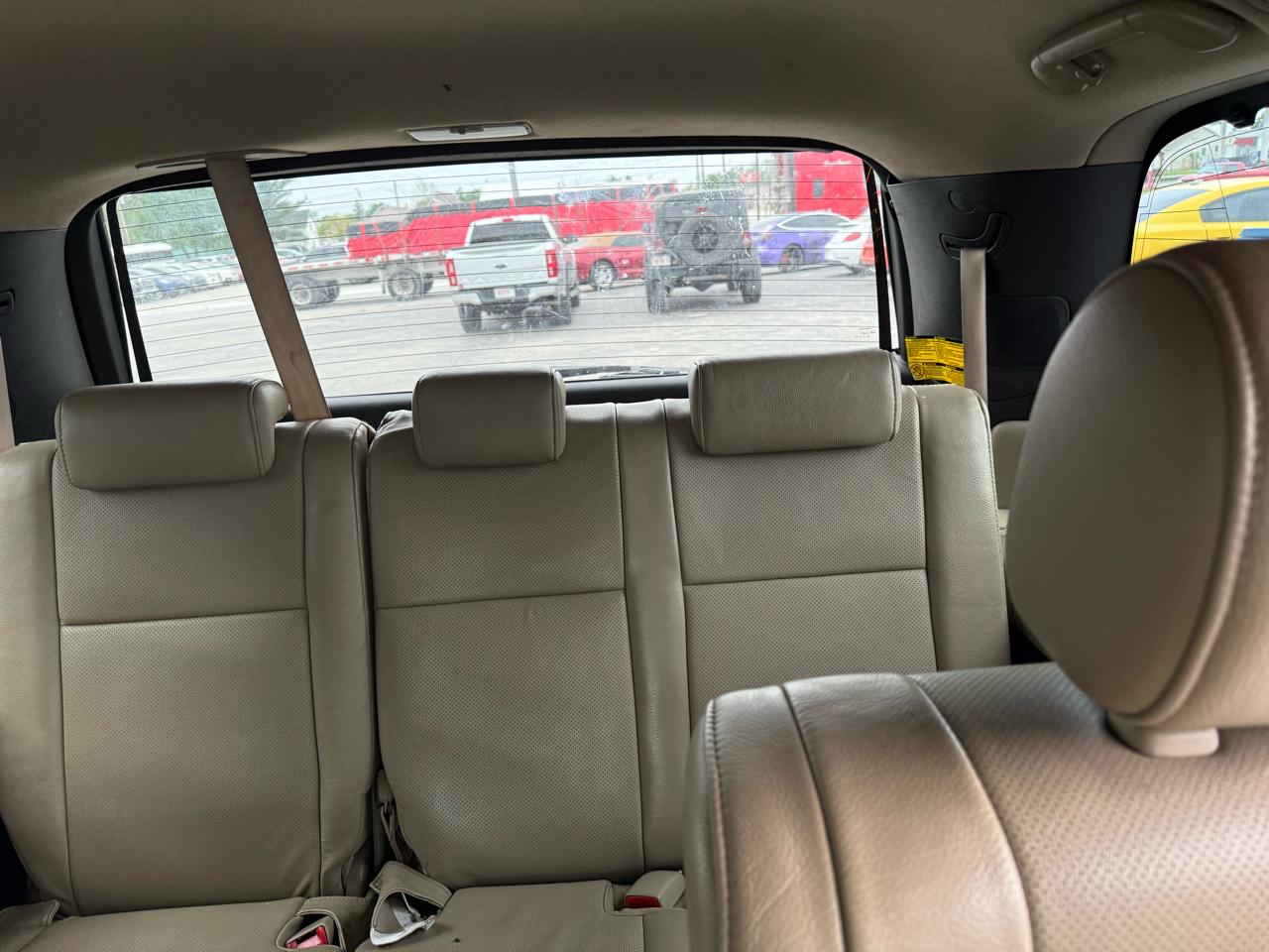 Toyota Sequoia Plantium 4WD 2008