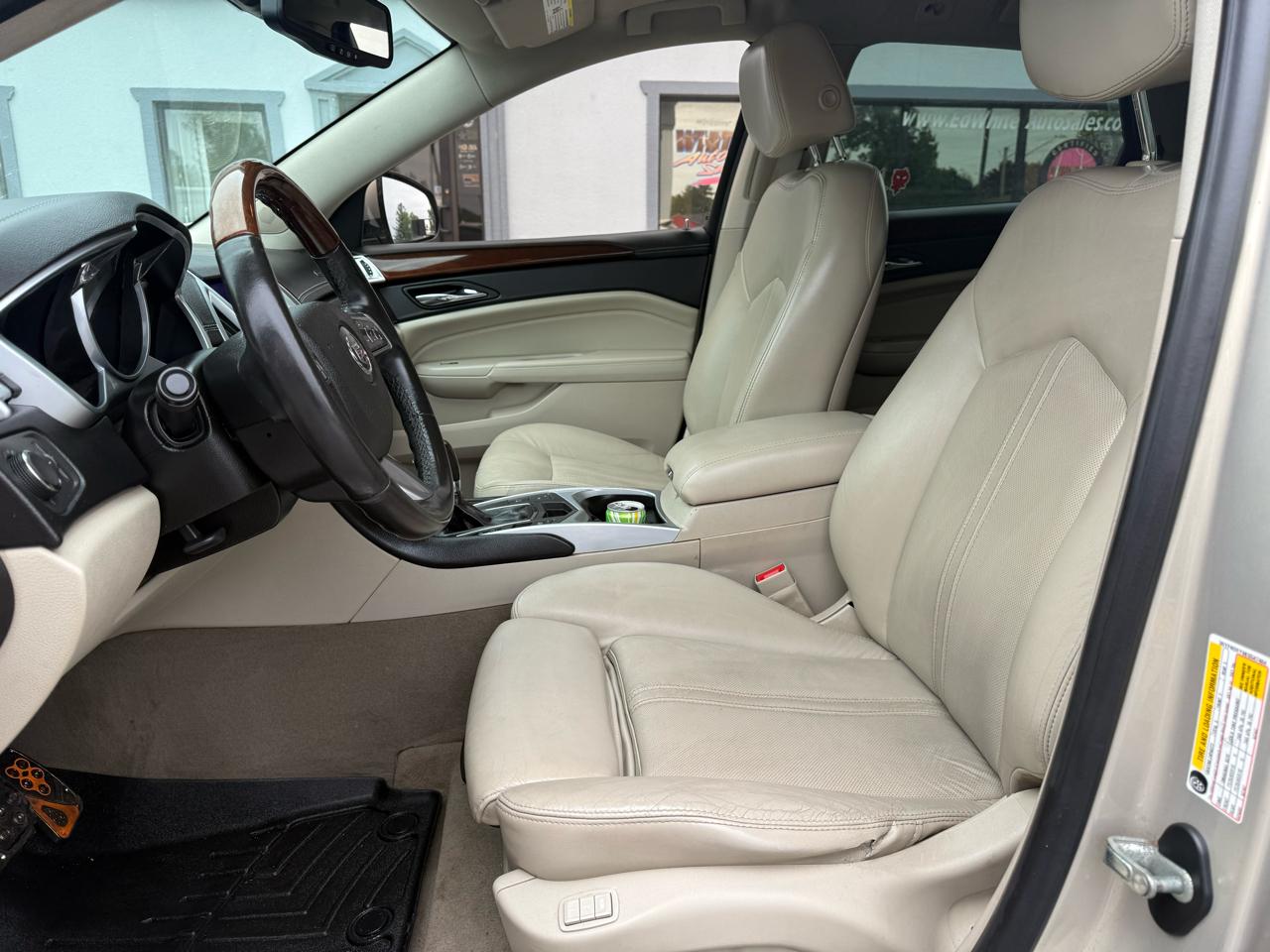 Cadillac SRX Luxury Collection AWD 2011