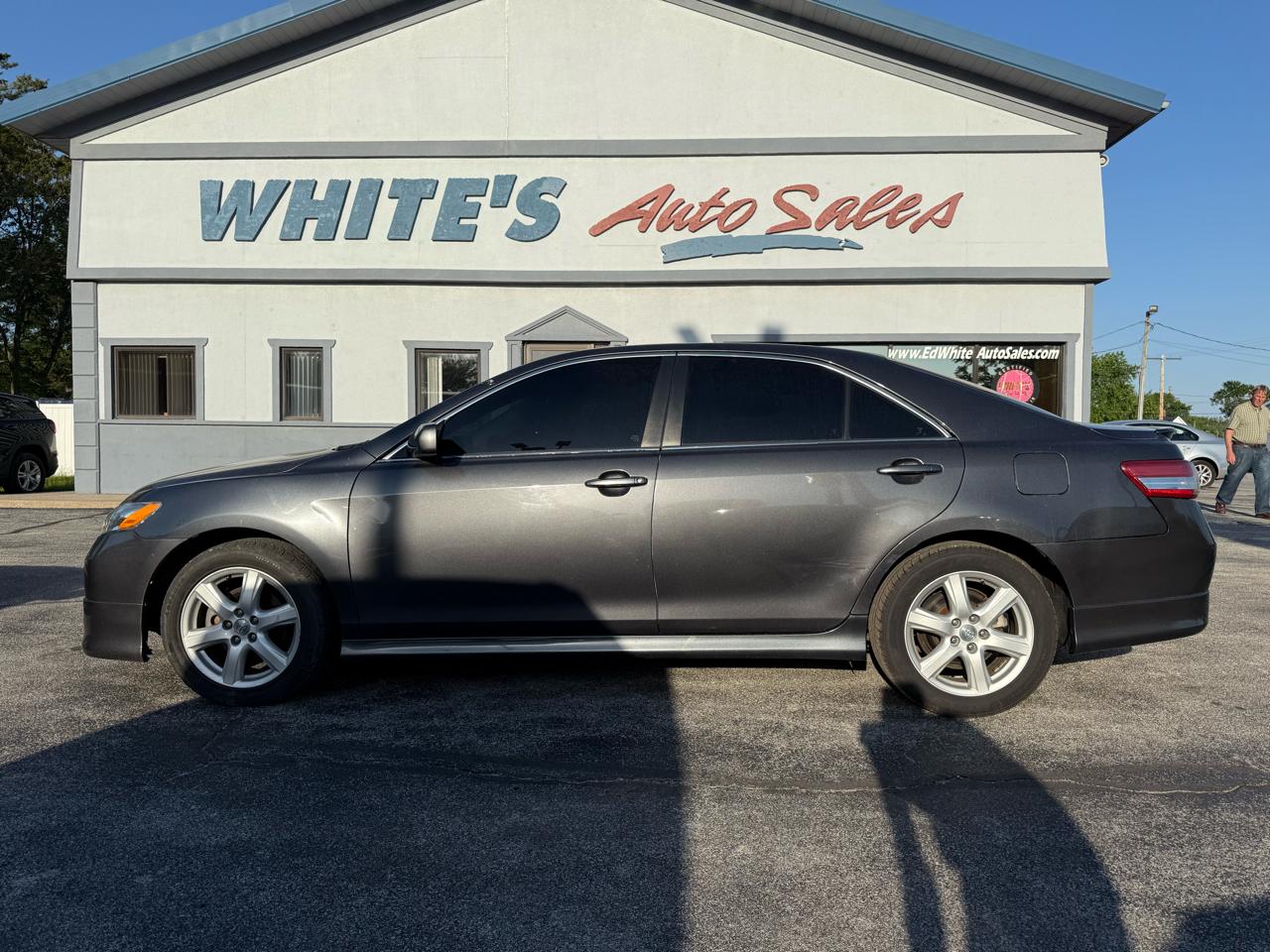Toyota Camry SE 5-Spd AT 2009