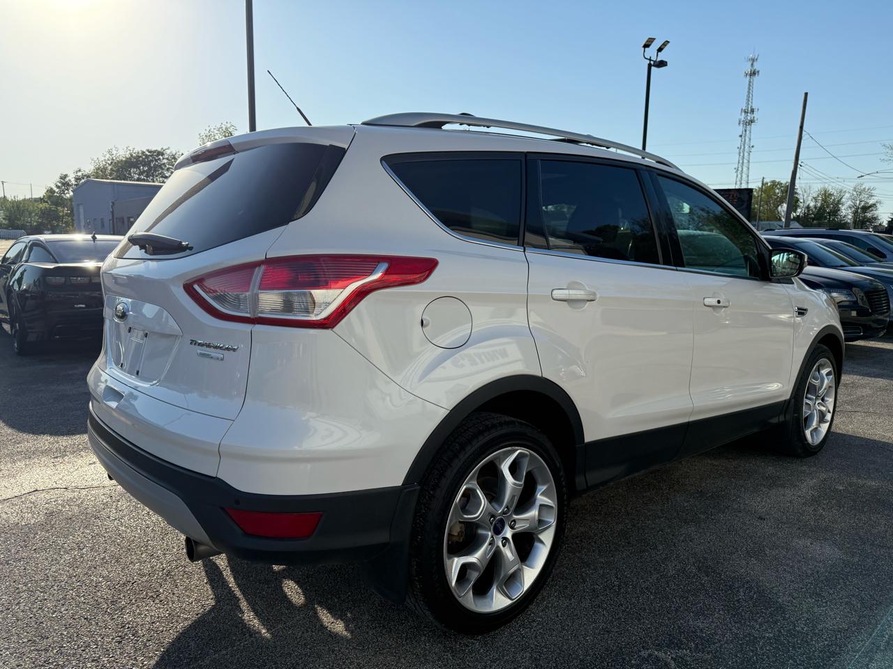 Ford Escape Titanium 4WD 2013