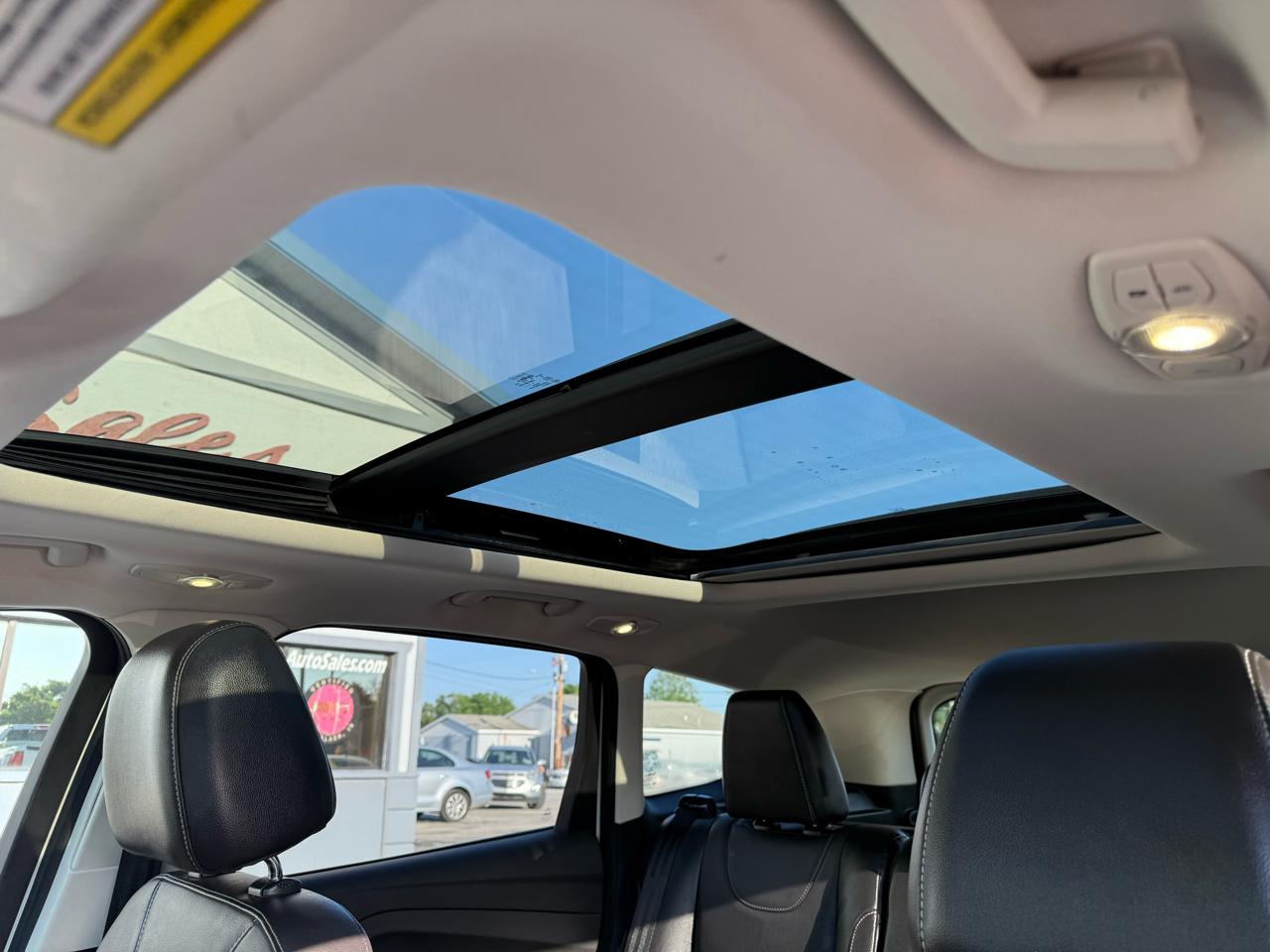 Ford Escape Titanium 4WD 2013