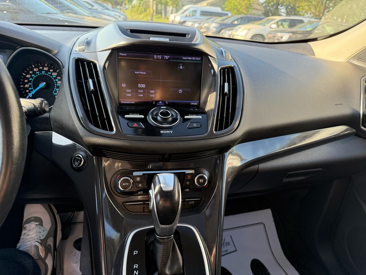 Ford Escape Titanium 4WD 2013