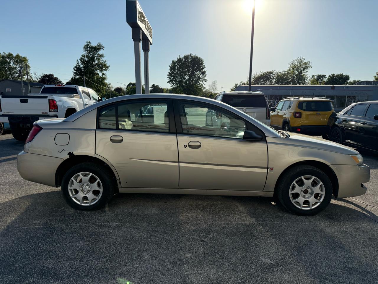 Saturn ION Sedan 2 2003