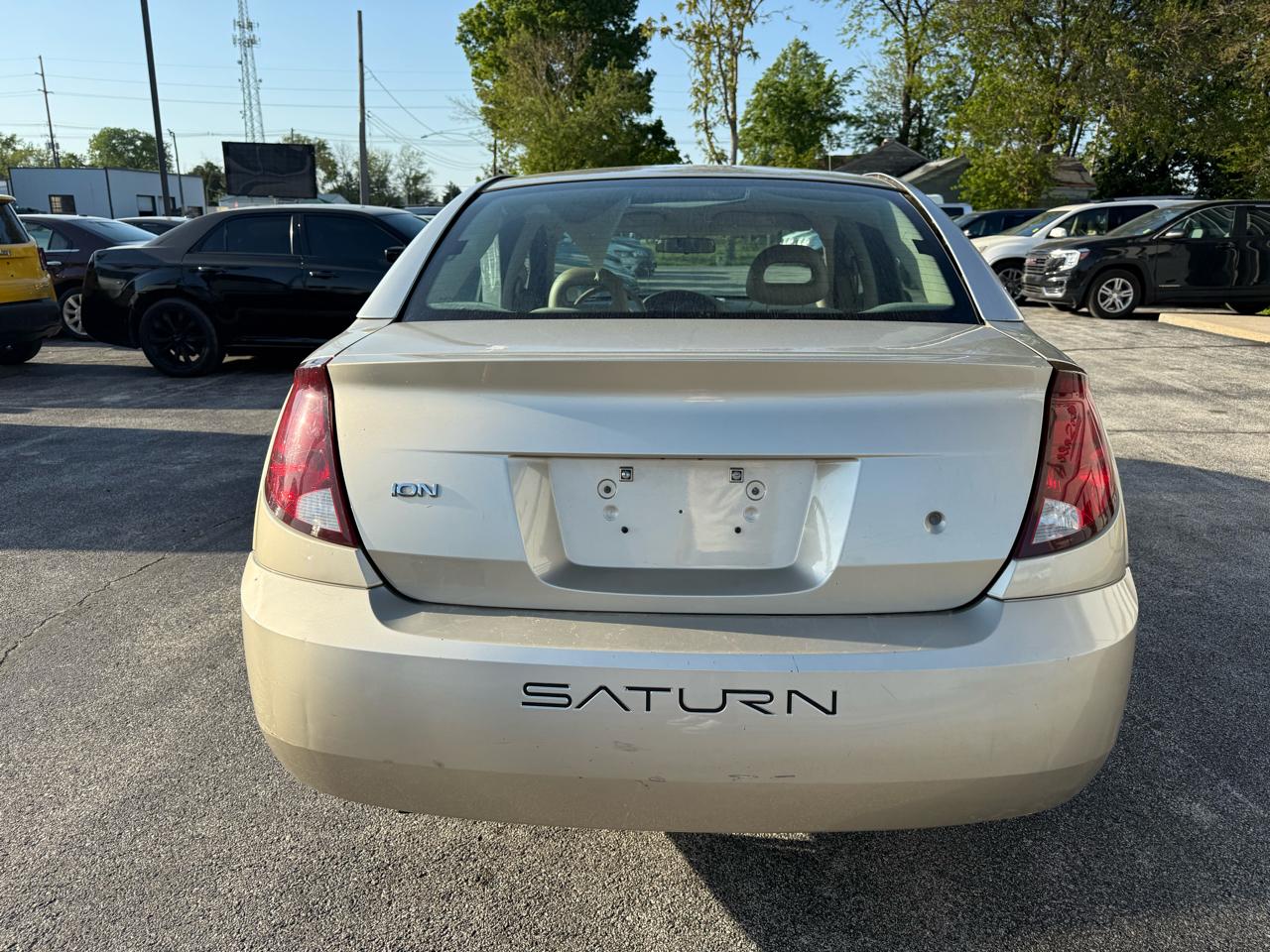 Saturn ION Sedan 2 2003