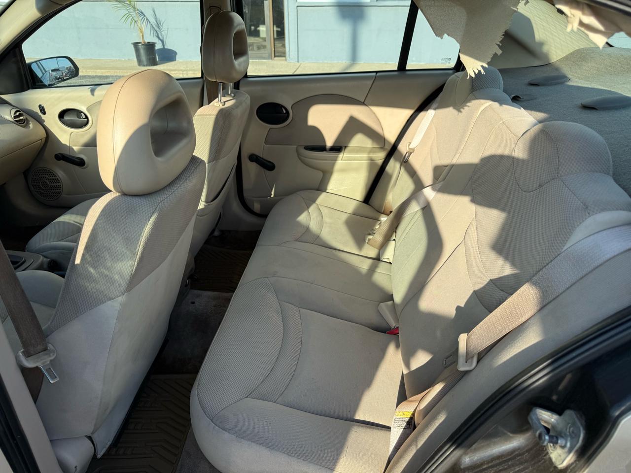Saturn ION Sedan 2 2003