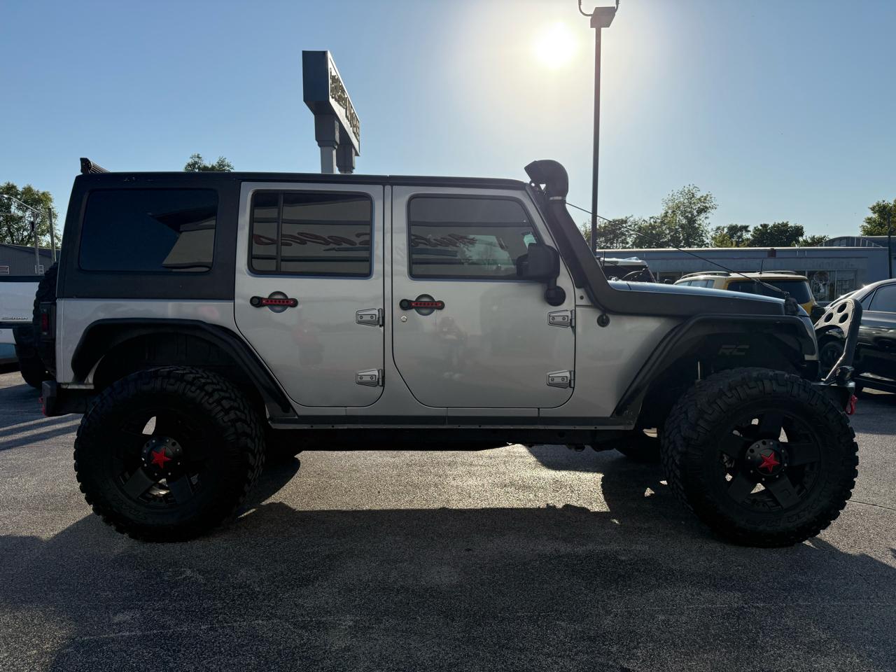Jeep Wrangler Unlimited Sahara 4WD 2013