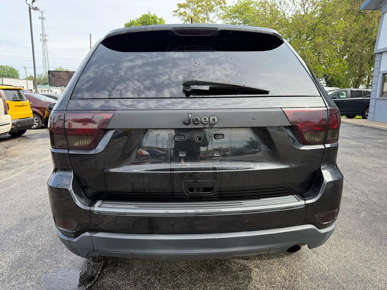 Jeep Grand Cherokee Laredo 2WD 2013