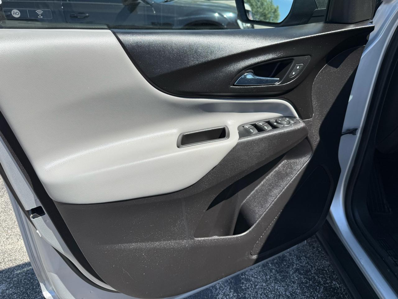 Chevrolet Equinox LS 2WD 2020
