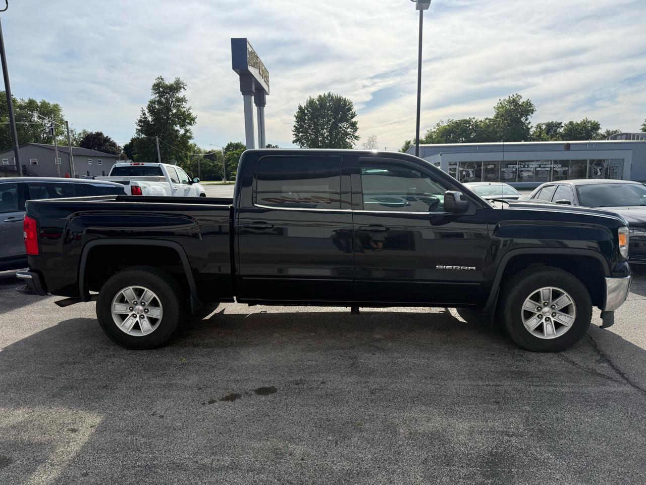 GMC Sierra 1500 SLE Crew Cab 2WD 2014