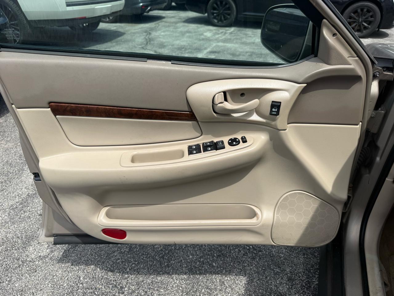 Chevrolet Impala Base 2003