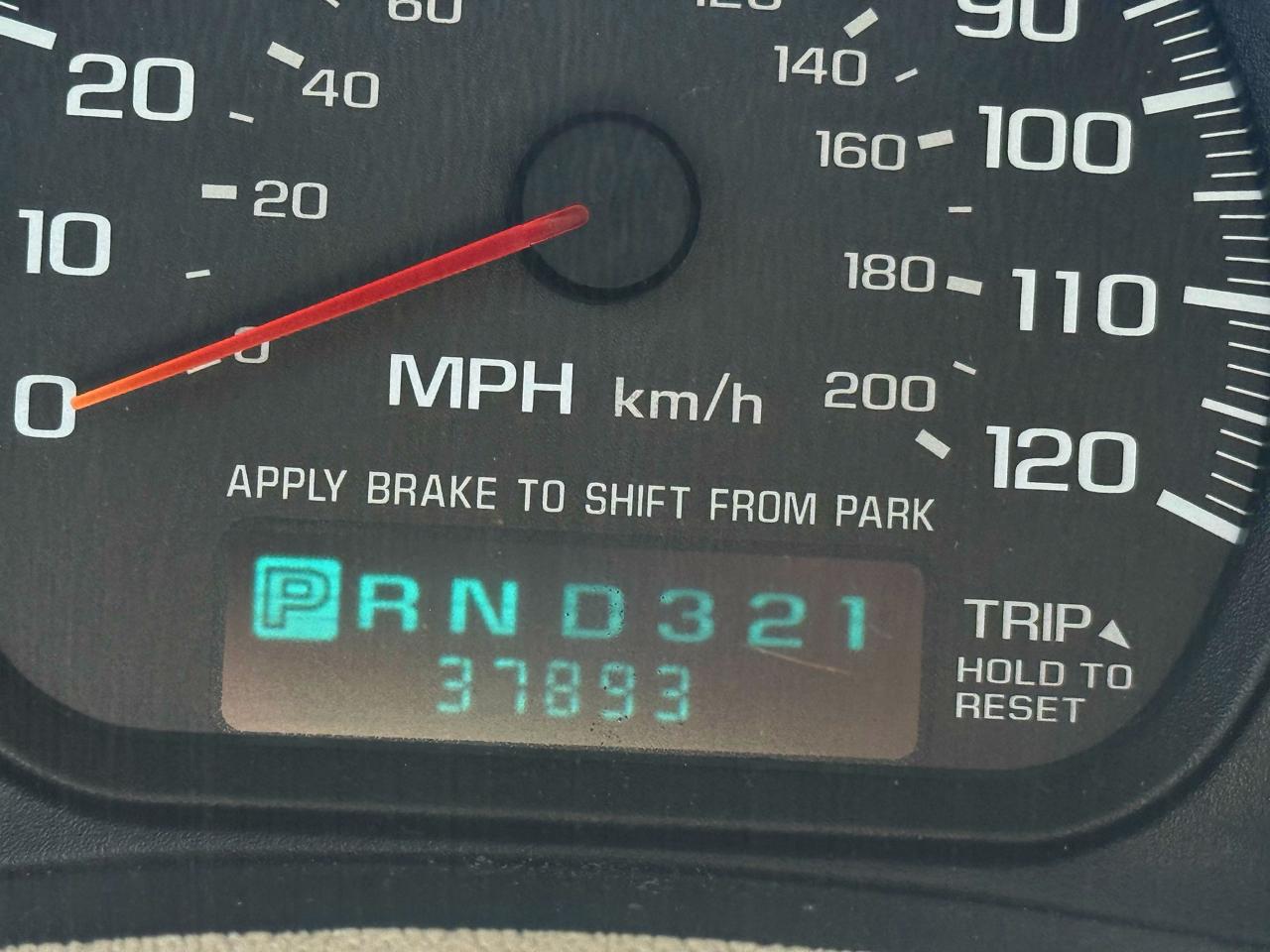 Chevrolet Impala Base 2003