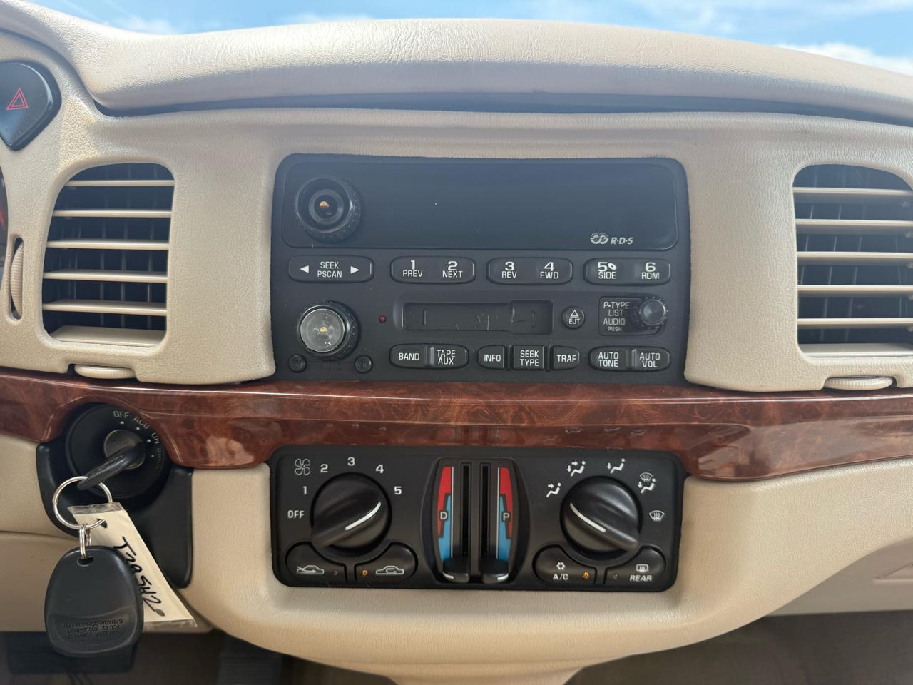 Chevrolet Impala Base 2003