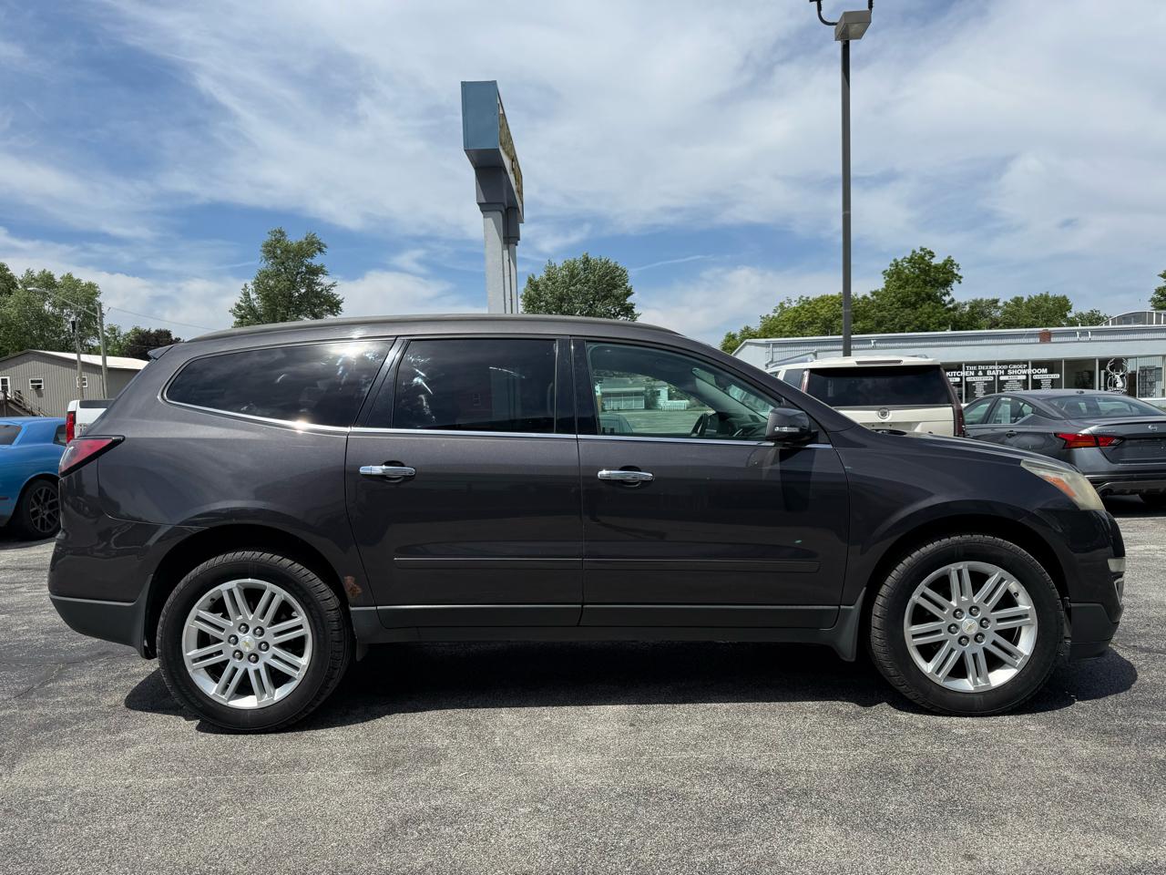 Chevrolet Traverse 1LT FWD 2013