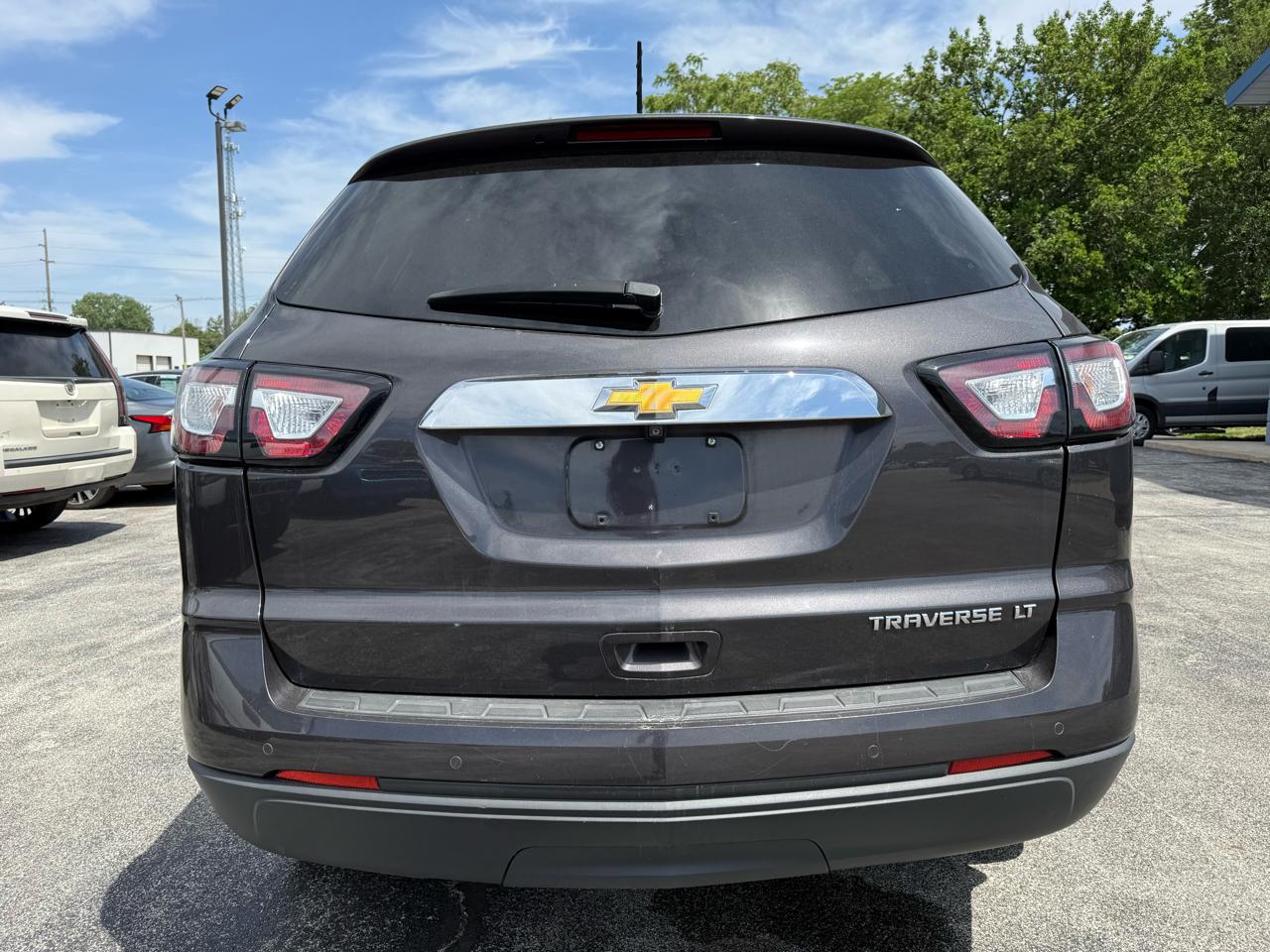 Chevrolet Traverse 1LT FWD 2013