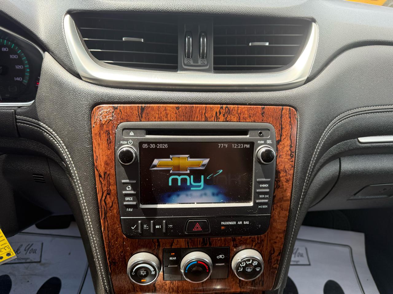 Chevrolet Traverse 1LT FWD 2013