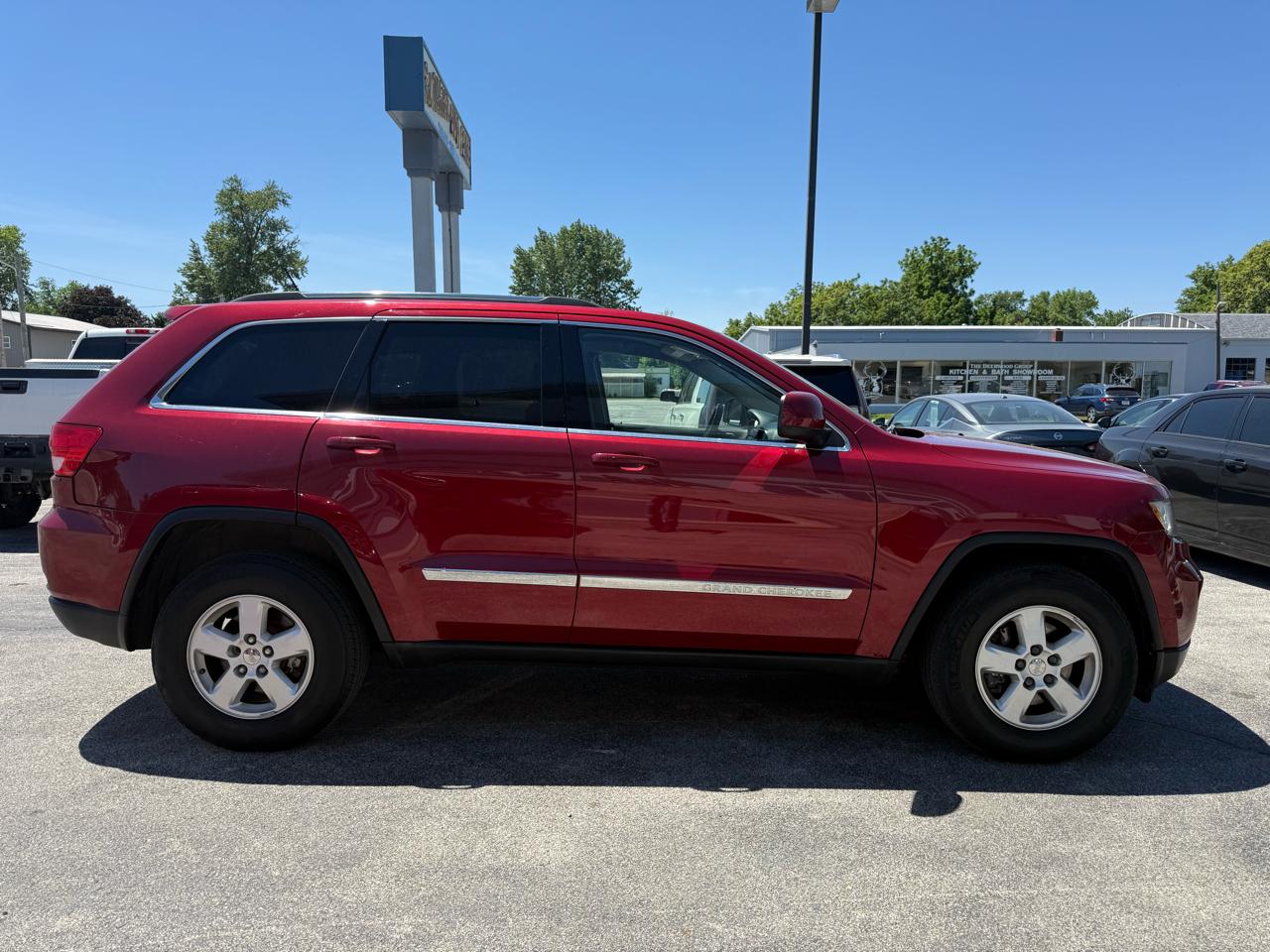 Jeep Grand Cherokee Laredo 4WD 2012
