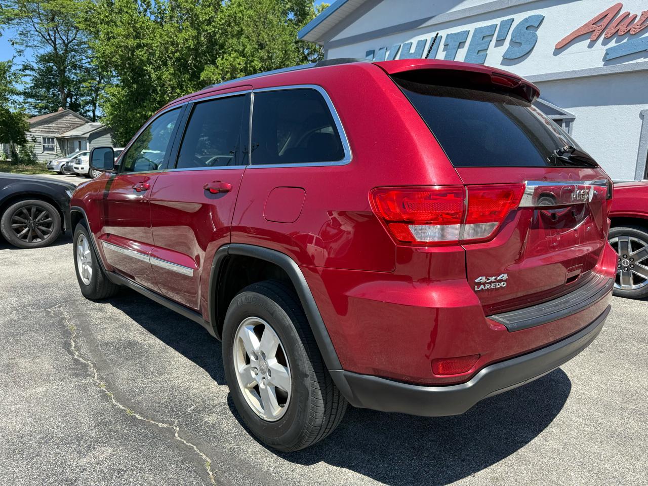 Jeep Grand Cherokee Laredo 4WD 2012