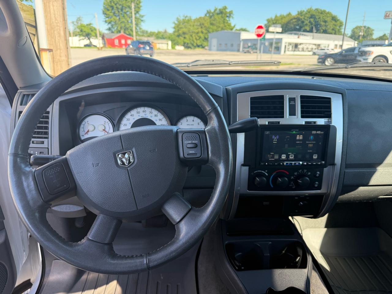Dodge Dakota Laramie Quad Cab 4WD 2005