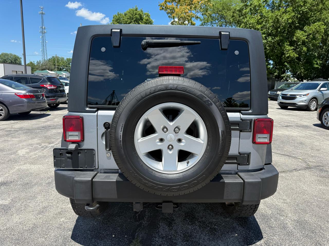 Jeep Wrangler Unlimited Sport 4WD 2014
