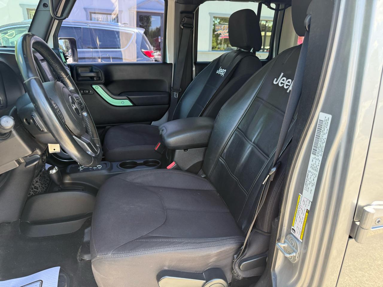 Jeep Wrangler Unlimited Sport 4WD 2014