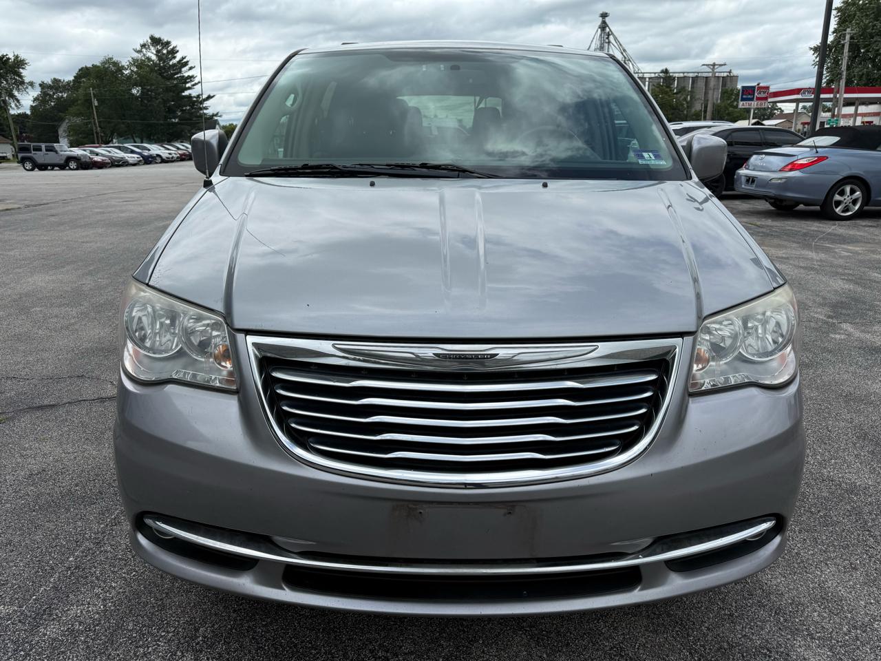 Chrysler Town & Country Touring 2013