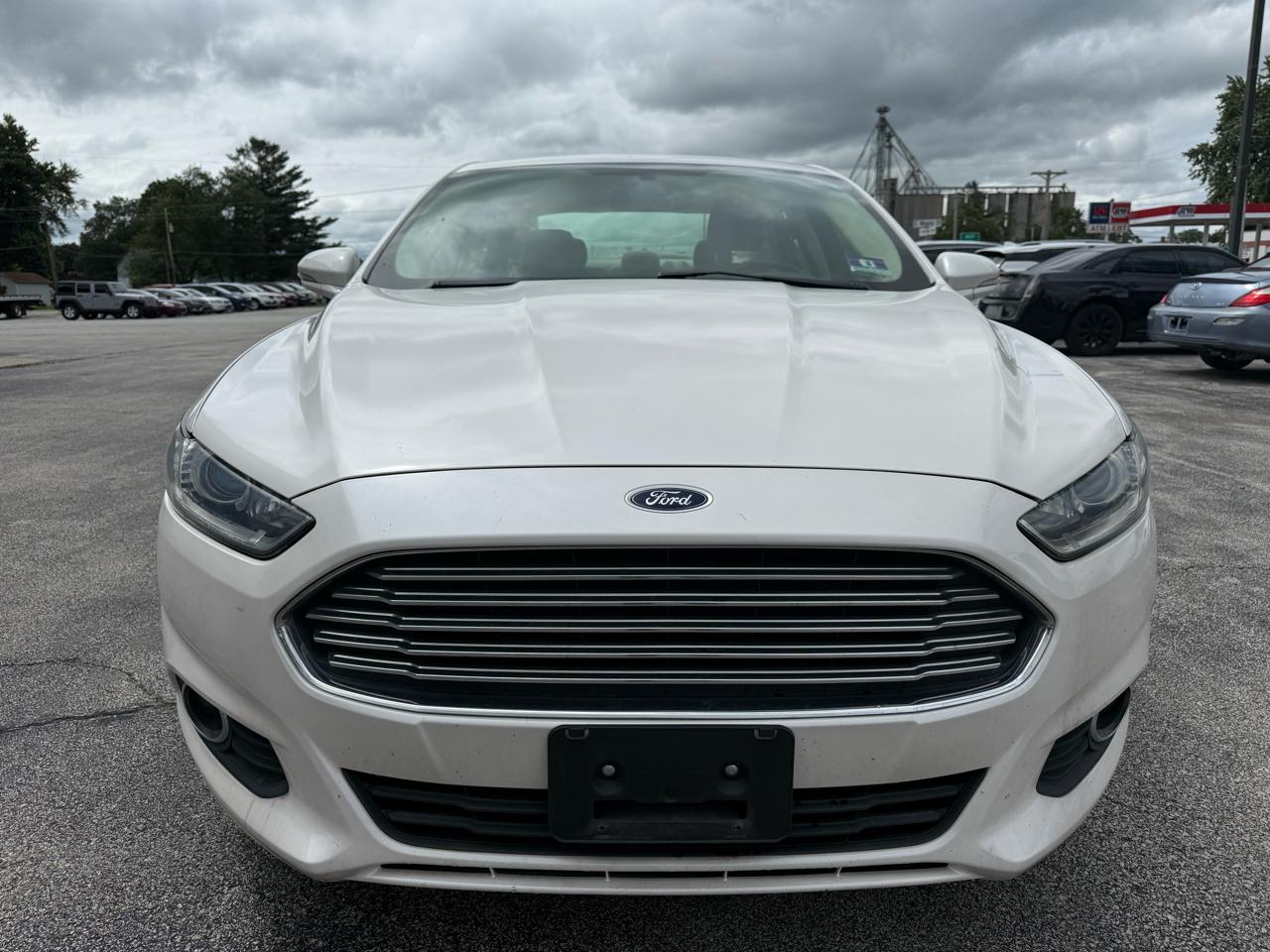 Ford Fusion SE 2015