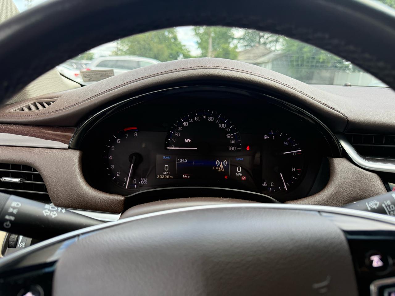 Cadillac XTS Luxury 2013