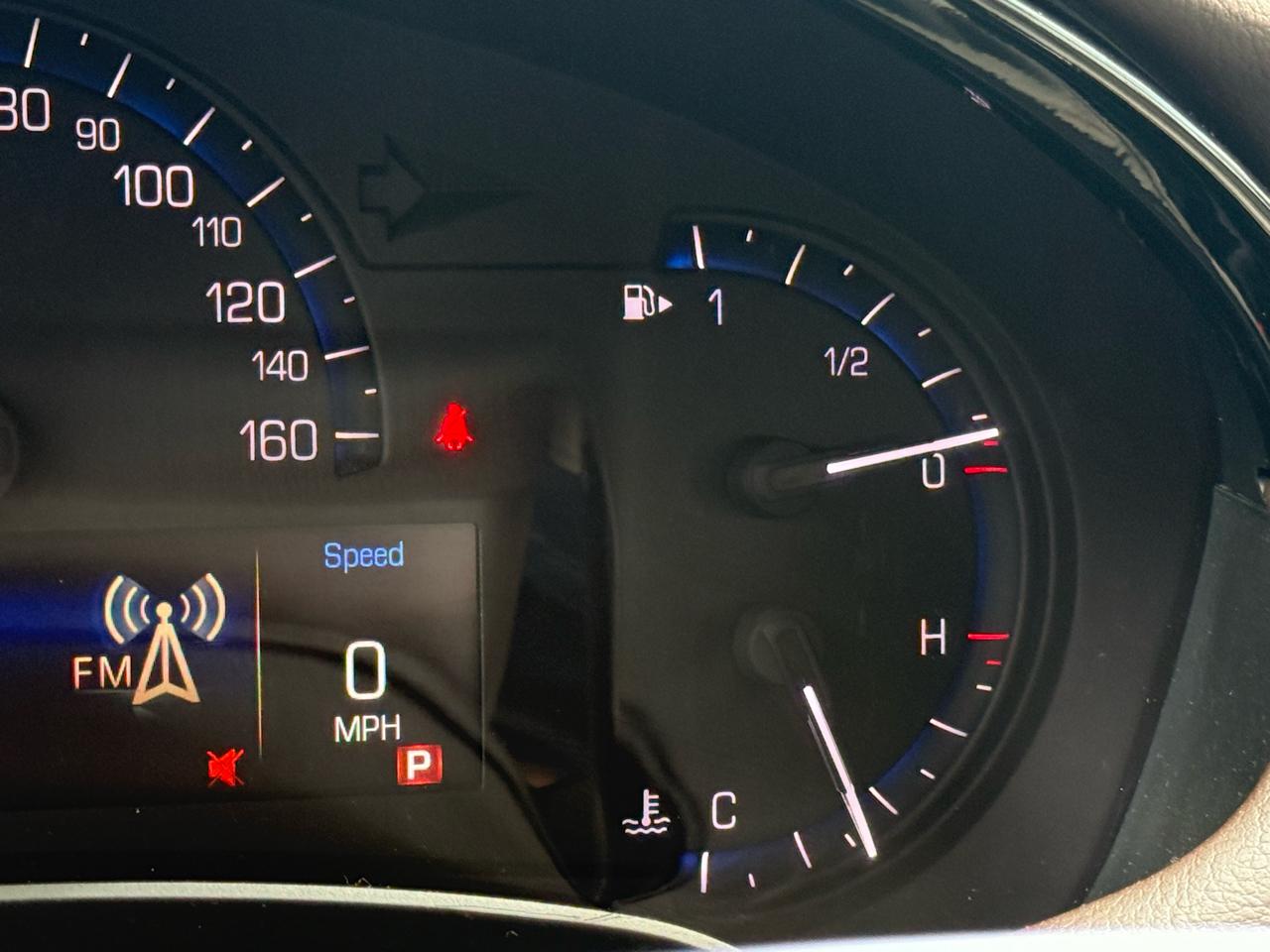 Cadillac XTS Luxury 2013
