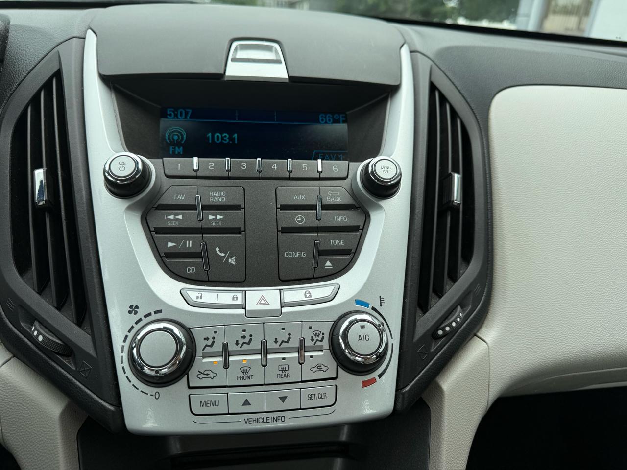 Chevrolet Equinox LS 2WD 2015