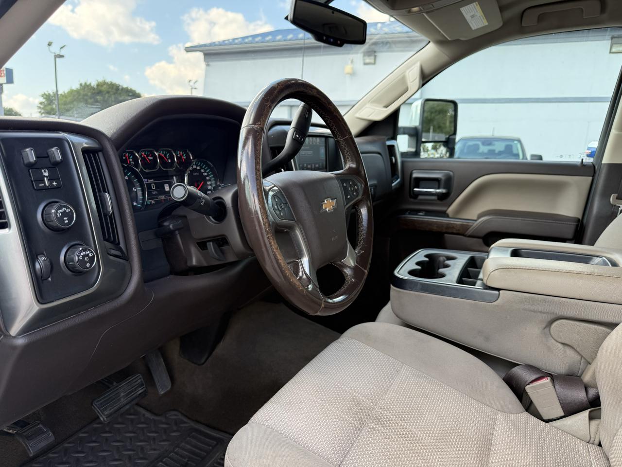 Chevrolet Silverado 1500 LT Crew Cab 4WD 2018