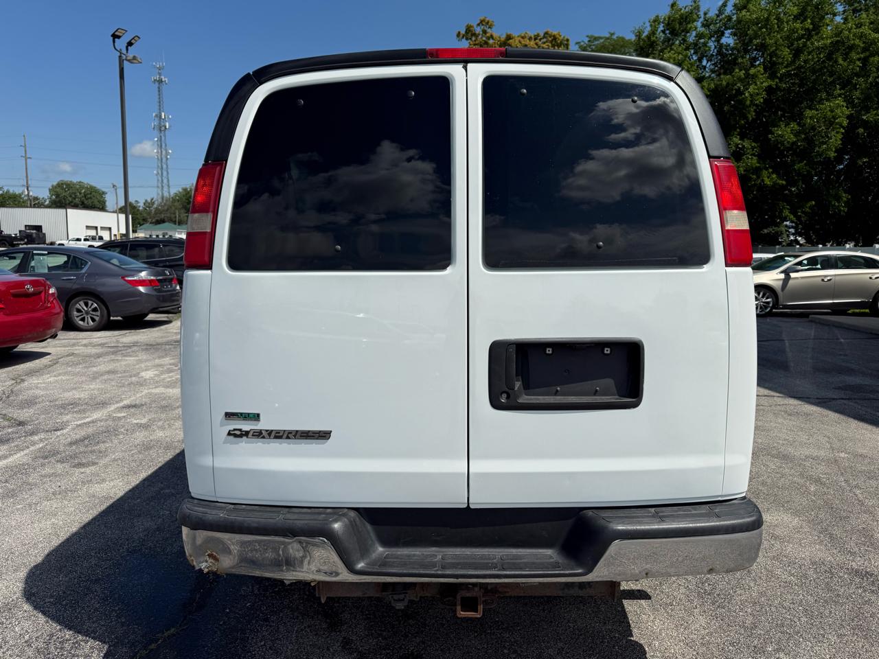 Chevrolet Express LT 3500 Extended 2011