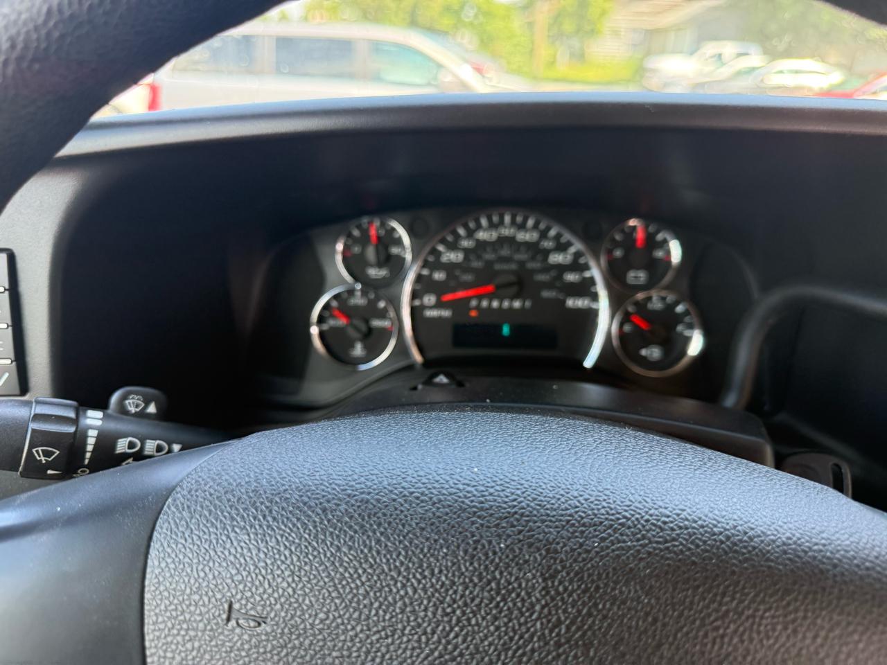 Chevrolet Express LT 3500 Extended 2011