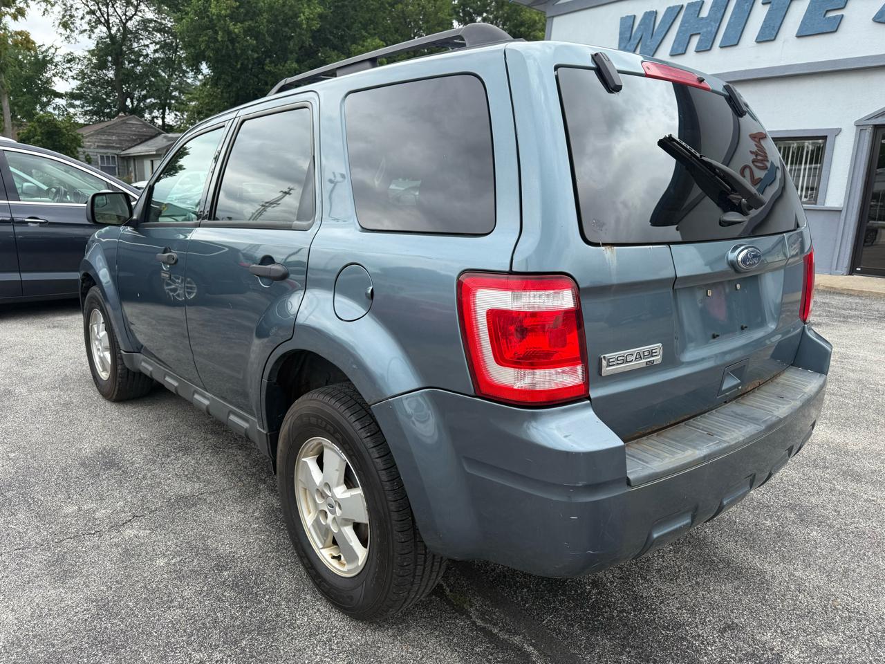 Ford Escape XLT FWD 2011