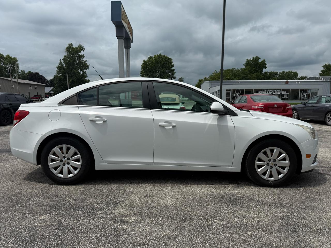Chevrolet Cruze 1LT 2011