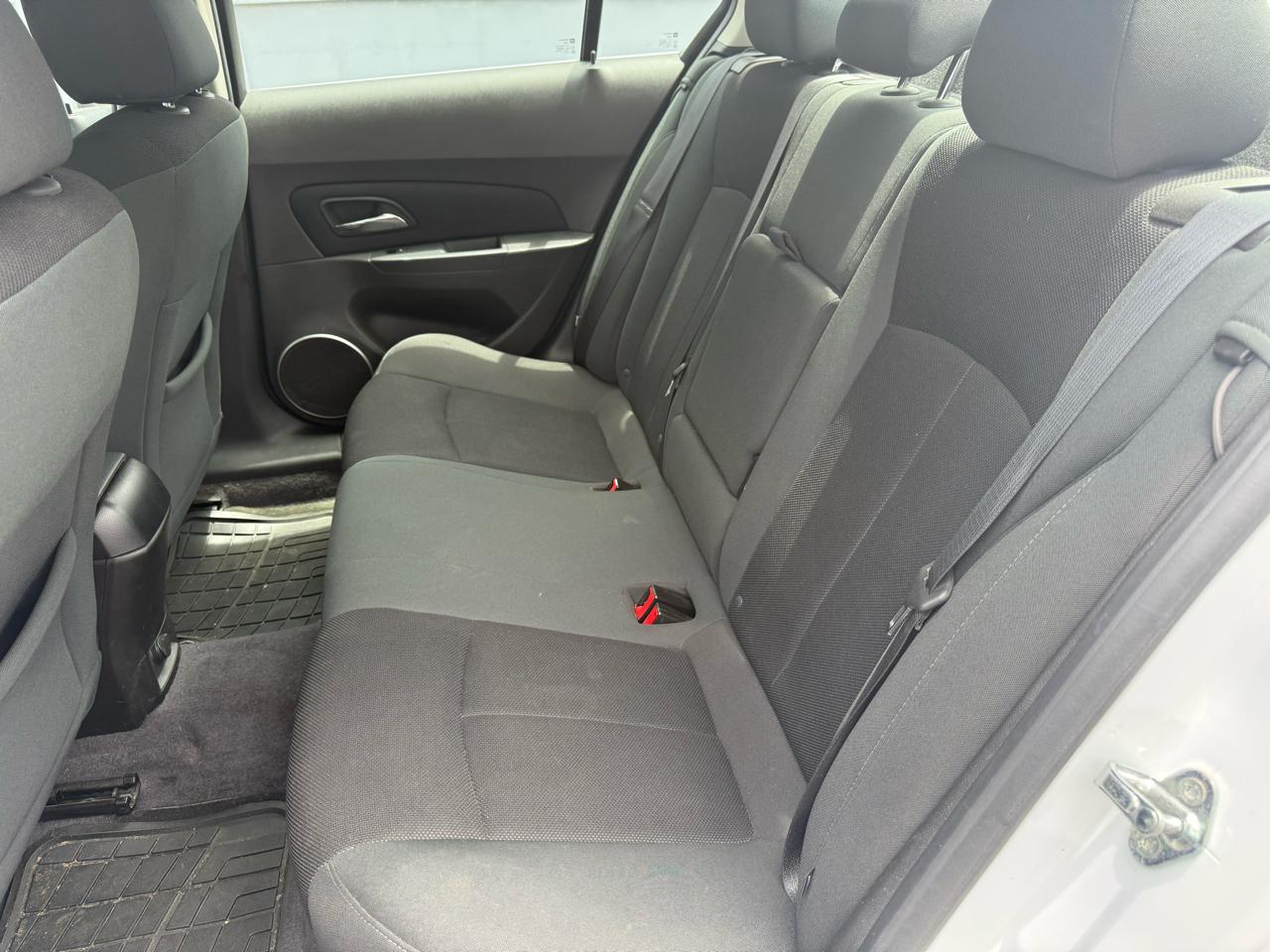 Chevrolet Cruze 1LT 2011