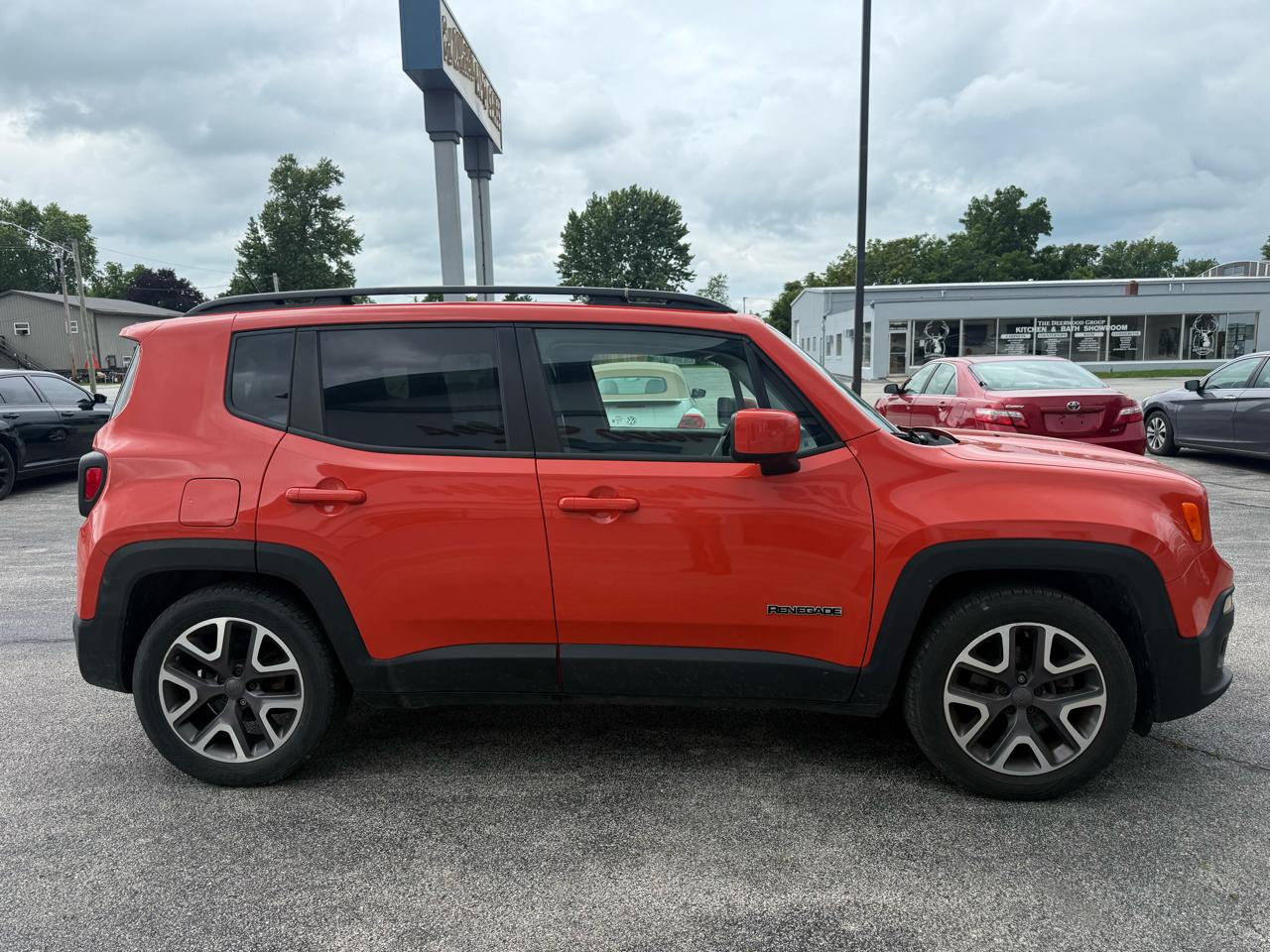 Jeep Renegade Latitude FWD 2015