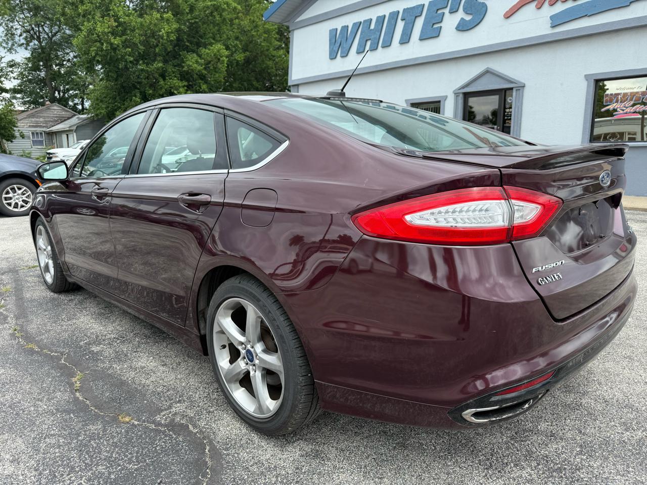 Ford Fusion SE 2013