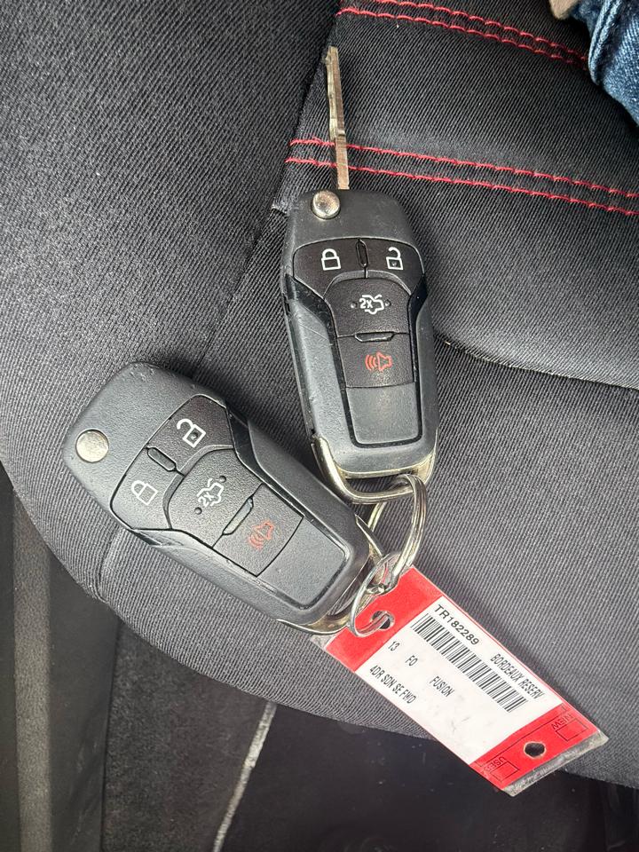 Ford Fusion SE 2013