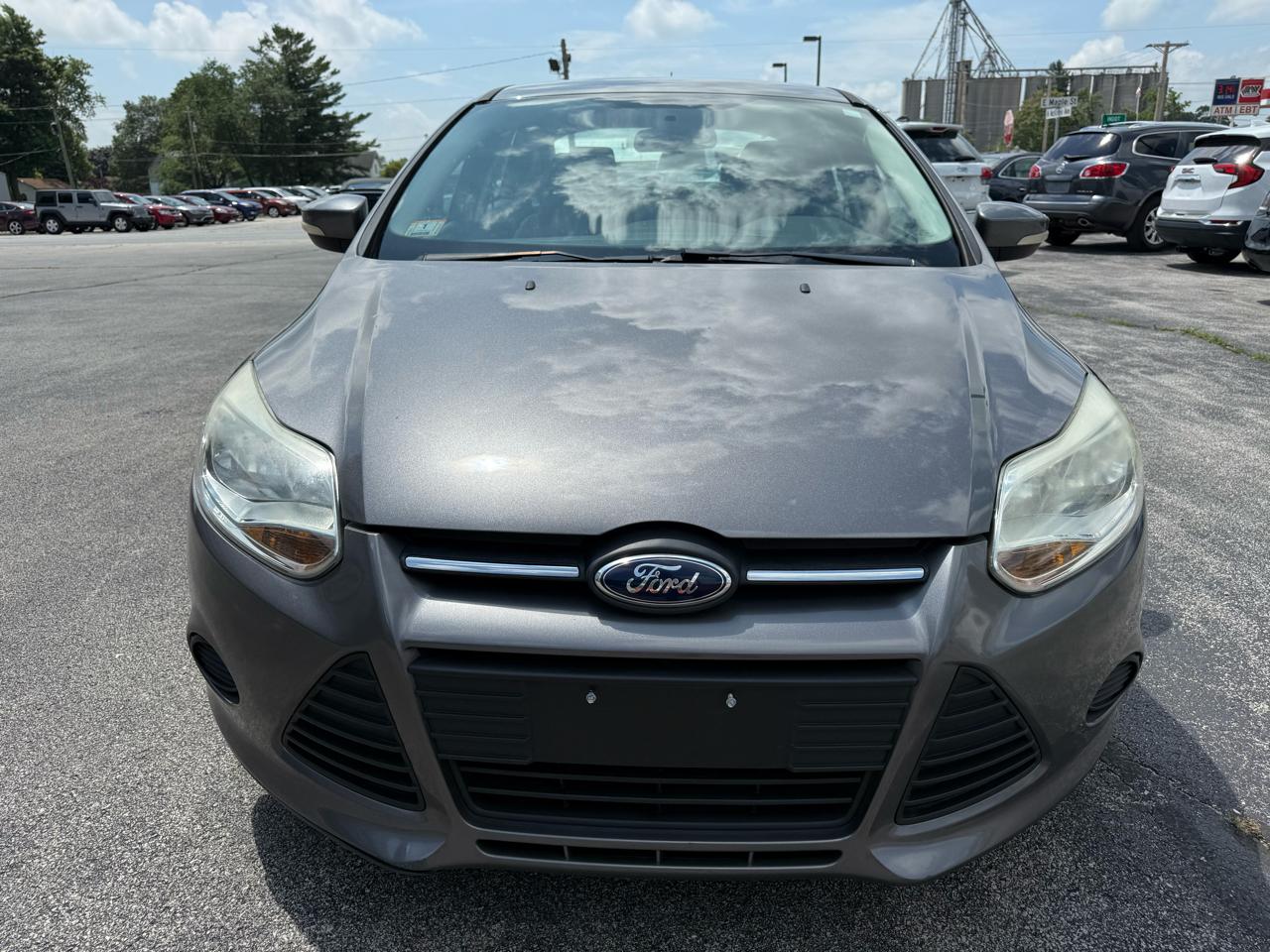 Ford Focus SE Sedan 2014