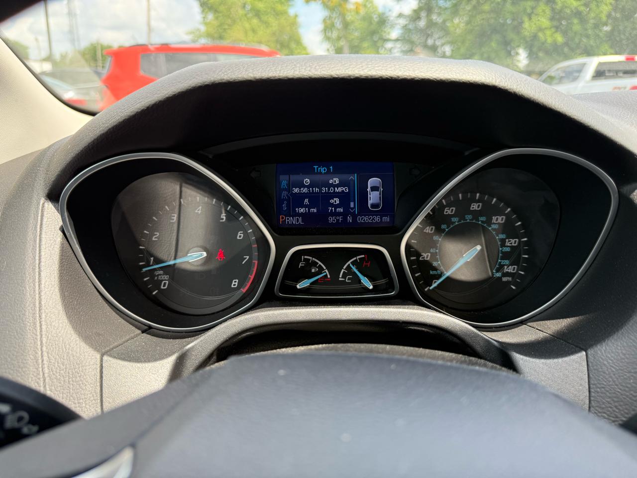 Ford Focus SE Sedan 2014