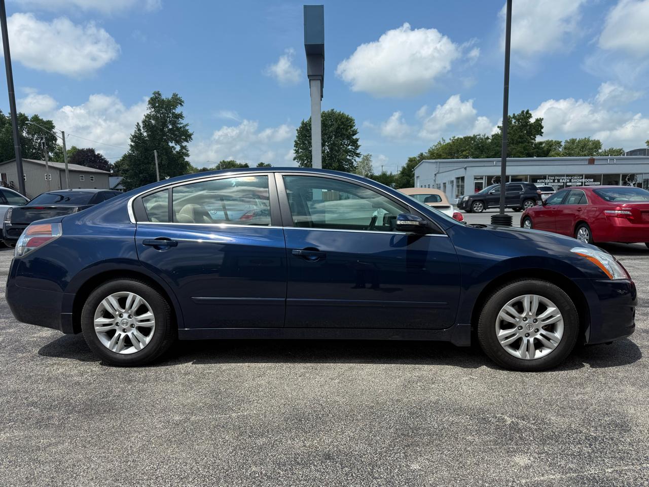 Nissan Altima 2.5 S 2010