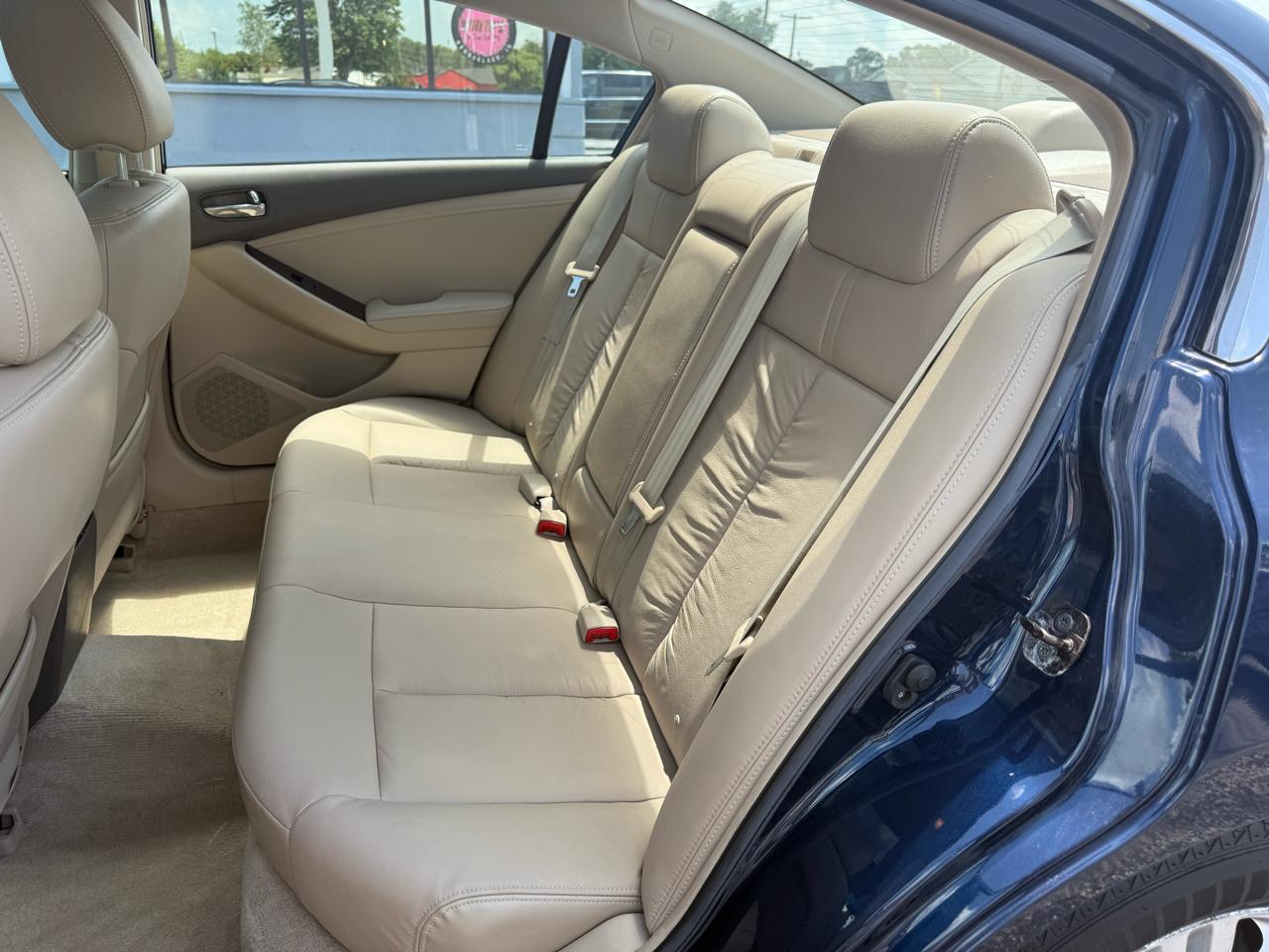Nissan Altima 2.5 S 2010