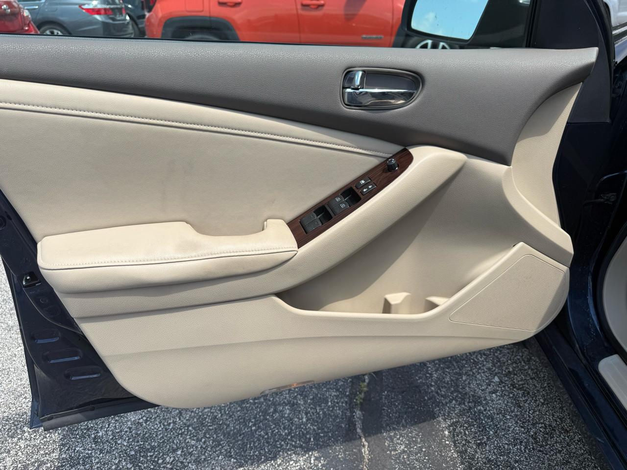 Nissan Altima 2.5 S 2010